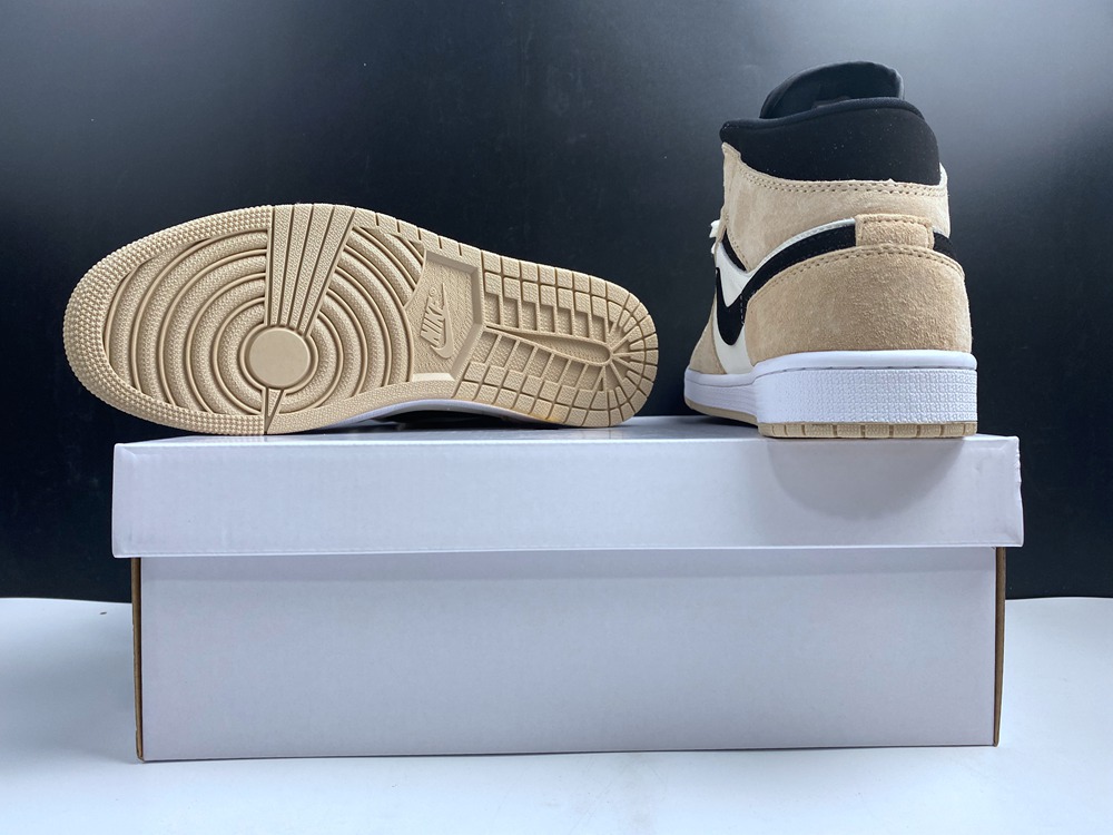 Air Jordan 1 Mid BQ6472 -800